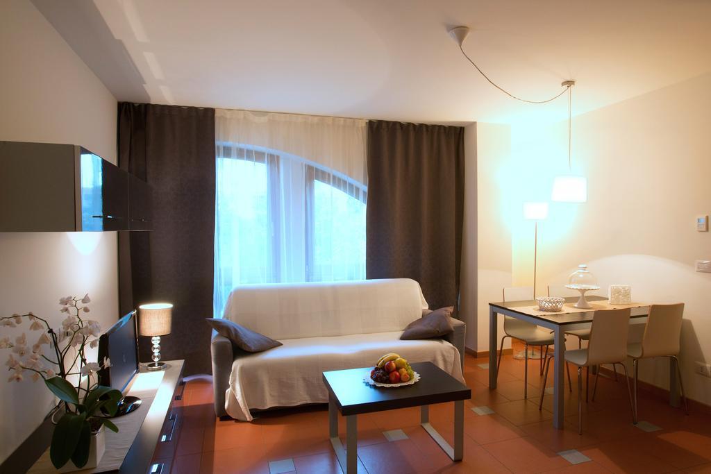 Lacroma Aparthotel Grado Quarto foto